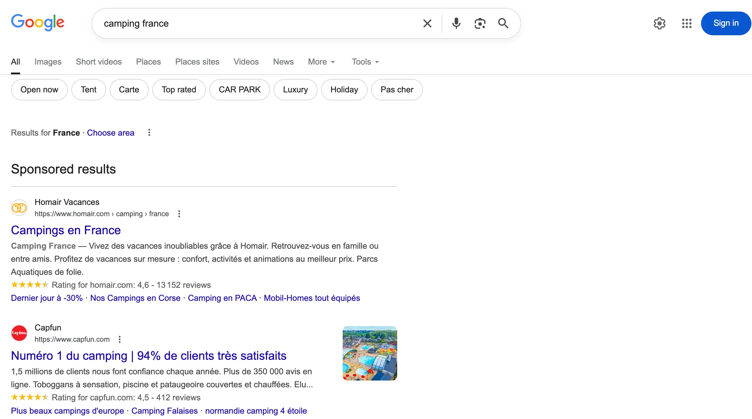 Capture d'écran de Google montrant les résultats de recherche sur le mot clé camping France