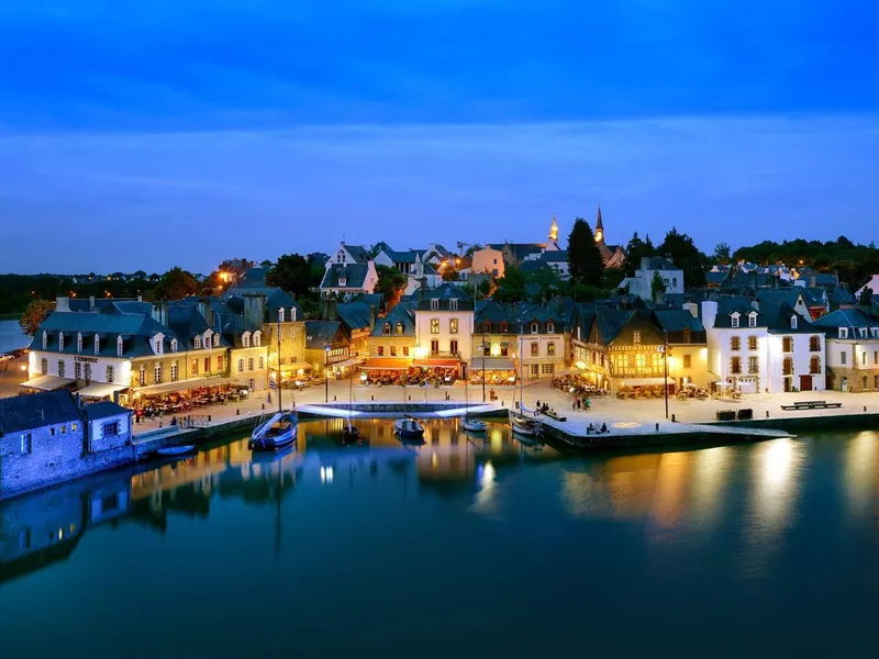 Port d’Auray, desservi par Cap Ouest VTC