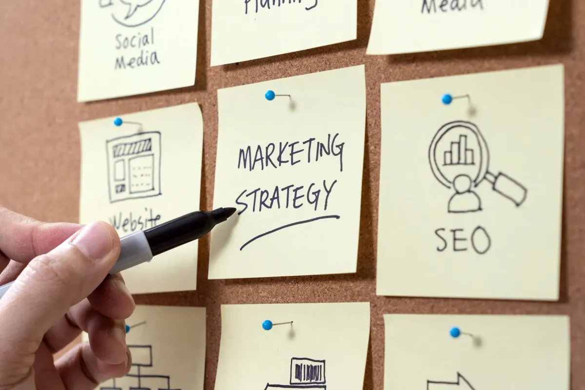 Stratégie digitale TPE/PME : les 7 étapes pour démarrer de zéro (guide pratique)